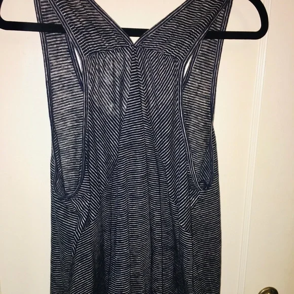 J. Crew Linen Tank Top - Picture 2 of 4